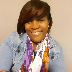 Meet your Posher, Latoya